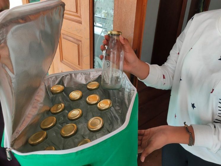 program-tukar-botol-di-ITs-Buah-scaled-e1643106589257