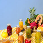 jus detox perut buncit – botol jus antioksidan & bahan segar